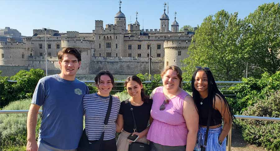 Students visit the Tower of London