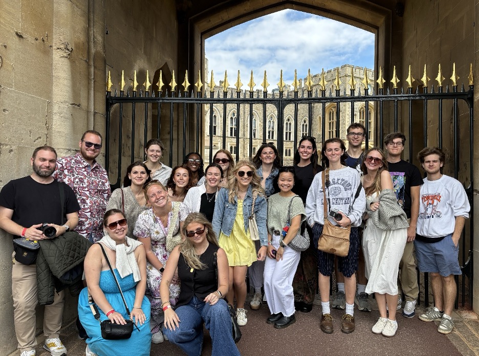 Political Science students vist Windsor Castle 